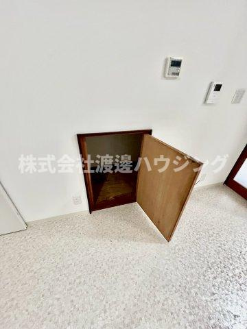開明町１丁目一戸建の収納