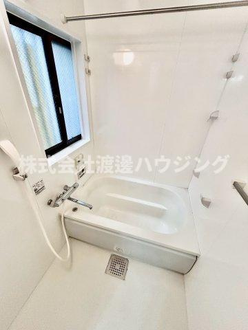 開明町１丁目一戸建の浴室