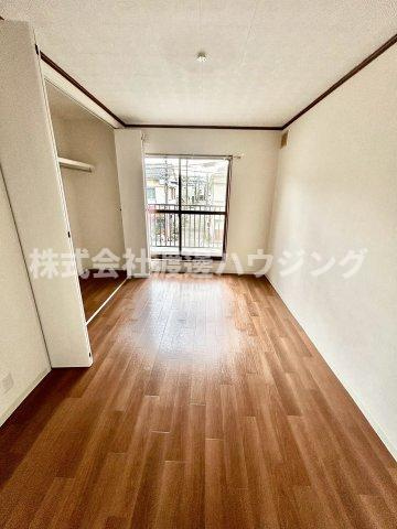 開明町１丁目一戸建の寝室