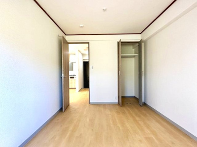 【洋室】 | ラ・ベルセゾン