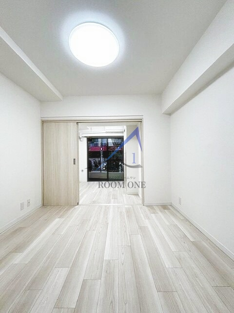 ライオンズマンション大山金井町の居間・リビング|洋室のお部屋です。