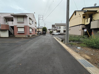 【前面道路含む現地写真】