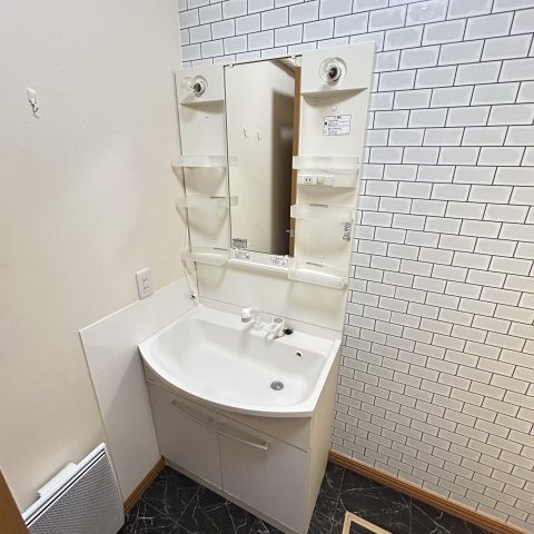 ジュネスＢの洗面所