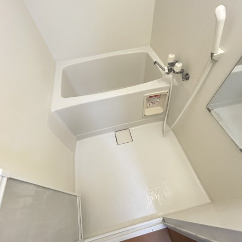 ジュネスＢの浴室