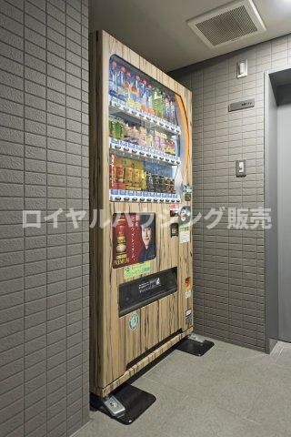 共用部分に設置された自動販売機