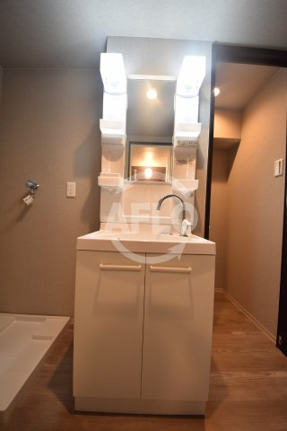 ARCADIA INN（アルカディアイン）　明治小学校区の独立洗面台|ARCADIA INN（アルカディアイン）　独立洗面化粧台