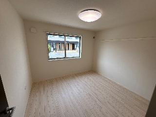 成田市八代アパート新築工事の内装|洋室（イメージ）