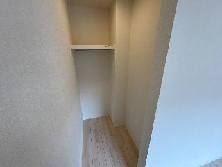 成田市八代アパート新築工事の収納|クローゼット（イメージ）