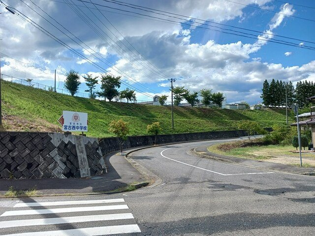 ホワイト　ガーデン　Ａの周辺|宮古市立宮古西中学校まで1223m