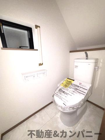 ハートフルタウン市坪北2期C号棟　市坪北の新築分譲戸建（全3棟）のトイレ|シンプルで使いやすいトイレです