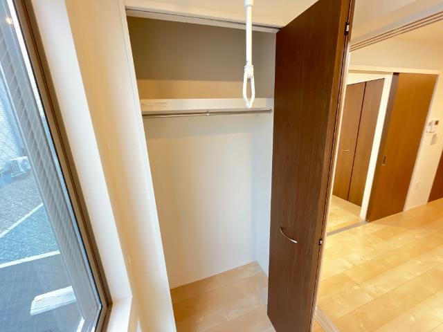 (仮称）向中野道明アパート新築工事の収納|クローゼット（インナーテラス）（イメージ）