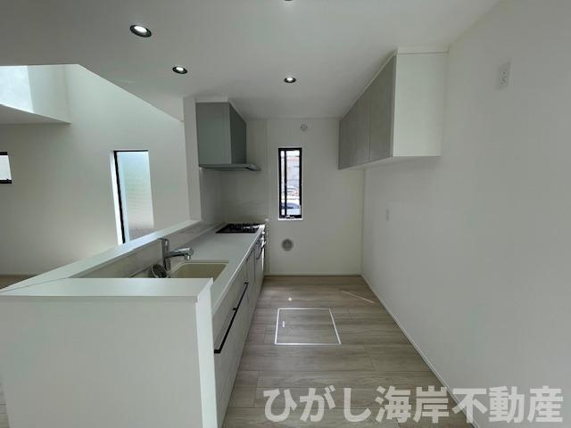 中郡二宮町山西　新築戸建　全２棟のキッチン|キッチンスペース