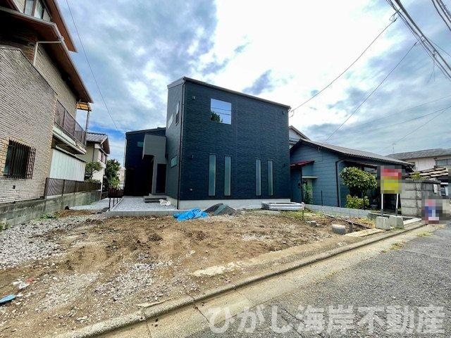 中郡二宮町山西　新築戸建　全２棟の前面道路含む現地写真|9月27日撮影　外構工事前　現地外観
