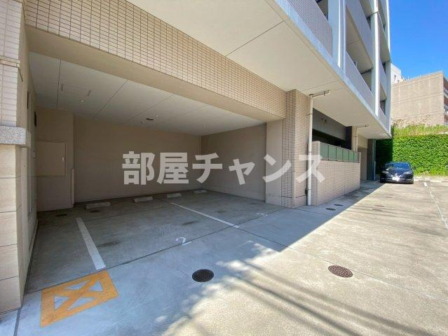 ポルタニグラ大須の駐車場