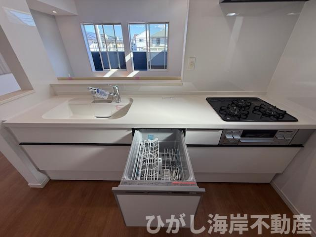 茅ヶ崎市香川4丁目　新築戸建　全６棟のキッチン|食洗器付きシステムキッチン