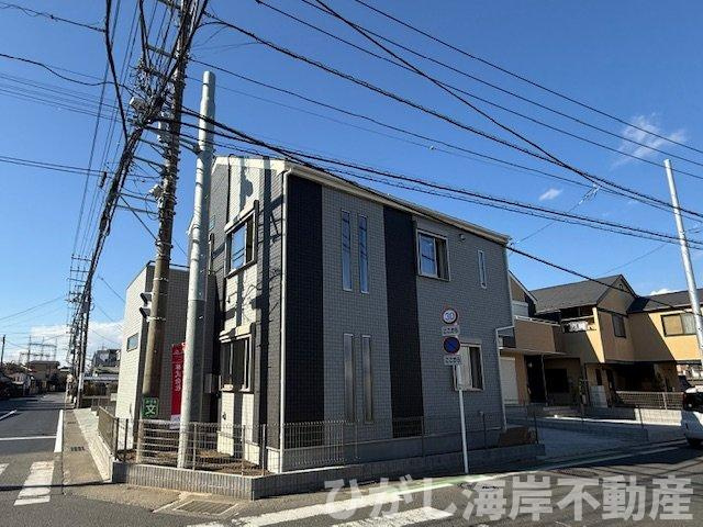 茅ヶ崎市香川4丁目　新築戸建　全６棟の前面道路含む現地写真|現地外観