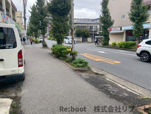 自立の第一ビルの周辺