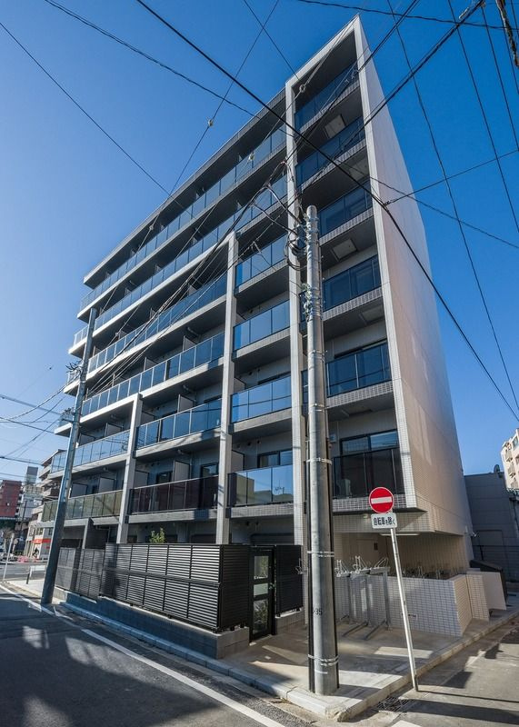 RELUXIA横濱吉野町の外観