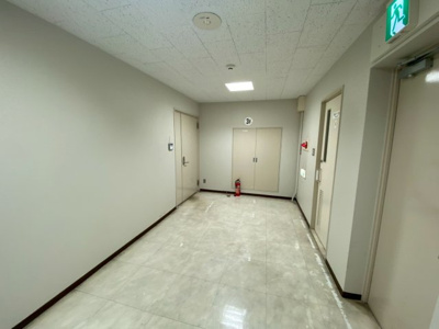 【ロビー】 | 興松ビル