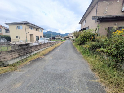 【前面道路含む現地写真】 | 秩父郡横瀬町横瀬　中古戸建