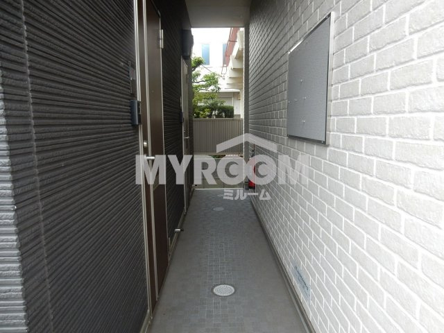 リヴィエール中野のエントランス