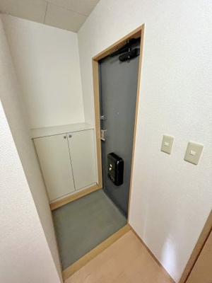 【玄関】メゾン・ササキ