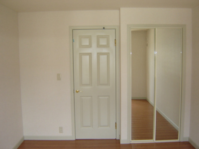 【内装】 | クライン・ブルーメ | 洋室