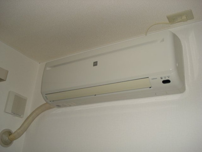 【設備】 | クライン・ブルーメ | エアコン