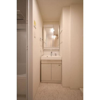 【洗面所】 | セレーノ南森町