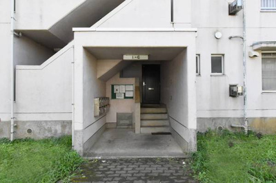 【エントランス】 | ビレッジハウス鴻野山1号棟