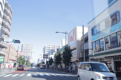 グルメシティ八幡町店／680m