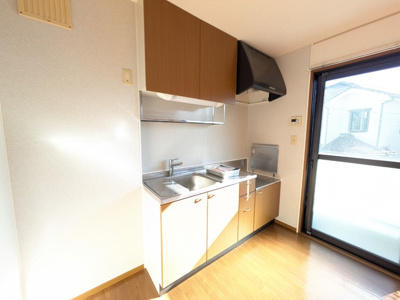 LDK9.5帖　収納スペースあり