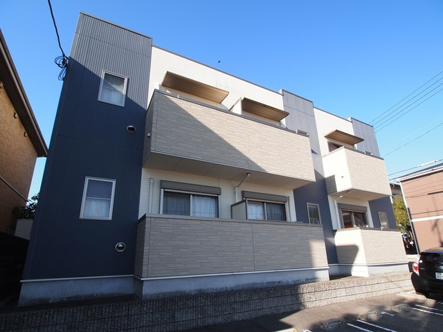 アバンツァートの外観