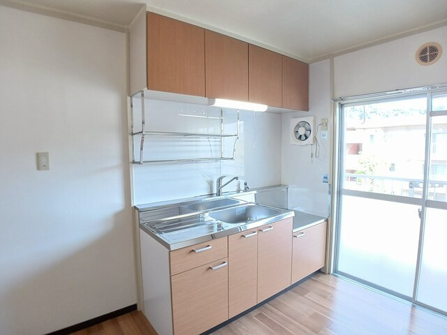 三室山コープタウンのキッチン