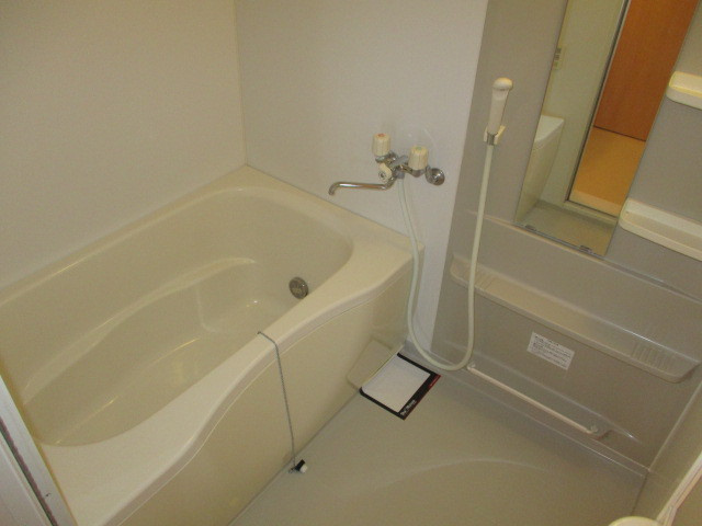 エトワールＤの浴室