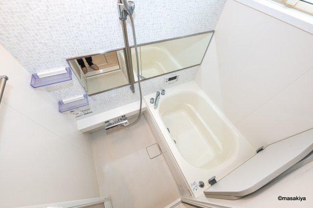 Grande chouchou;Monicaの浴室