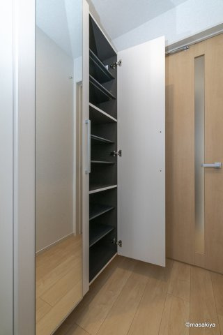 メゾン ド モアの玄関