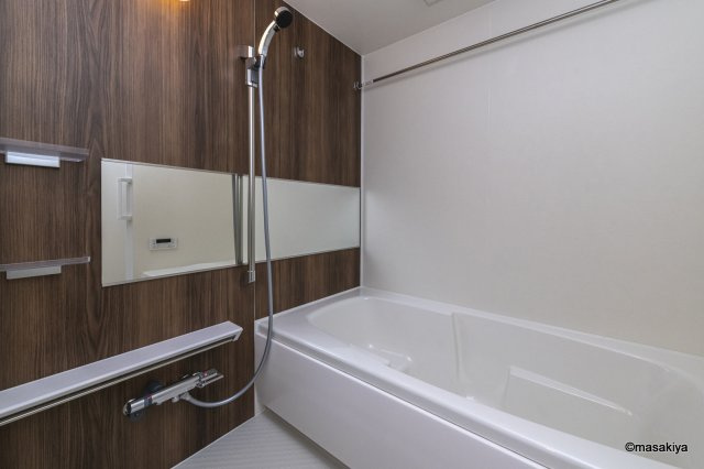 メゾン ド モアの浴室