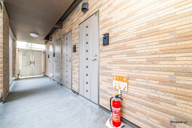 デイジーコートのエントランス