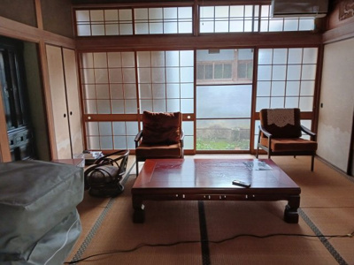 【居間・リビング】 | 八鹿町小佐区　中古物件