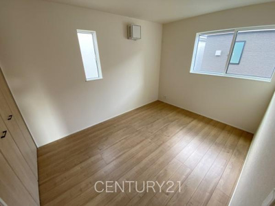 【洋室】 | 前橋市南24-1期(1号棟) | ２面採光の明るい洋室です。