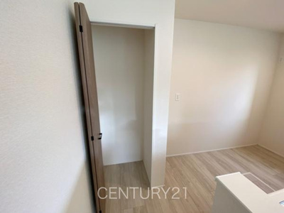 【キッチン】 | 前橋市南町24-1期（3号棟） | キッチン横に食材等の収納に便利な収納付き。