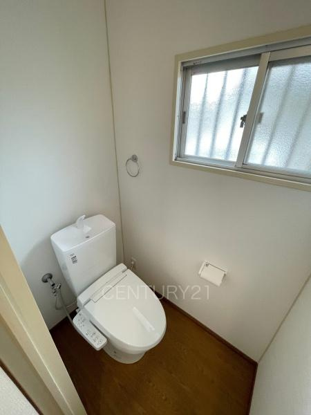 前橋市天川原町2丁目中古のトイレ|温水シャワー洗浄機能付きです。