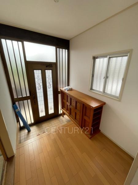 前橋市天川原町2丁目中古の玄関|シューズボックス付きの玄関です。