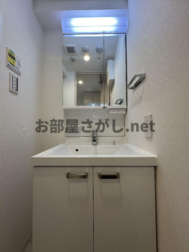 ＧＲＡＮ ＰＡＳＥＯ 三ノ輪の洗面所|忙しい朝には欠かせない洗面所です