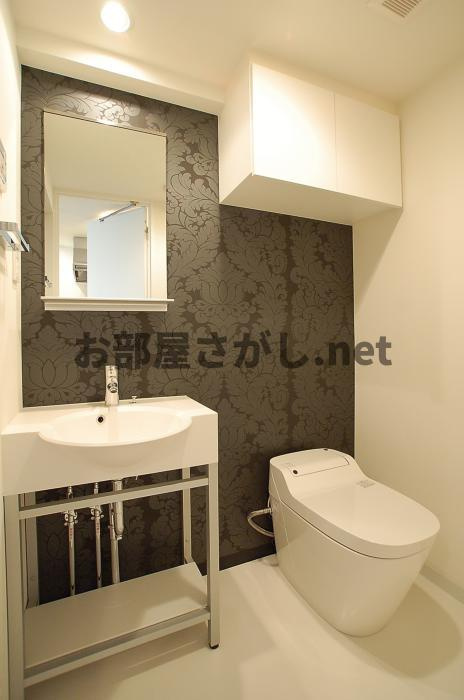 グランドコンシェルジュ広尾の洗面所|忙しい朝には欠かせない洗面所です