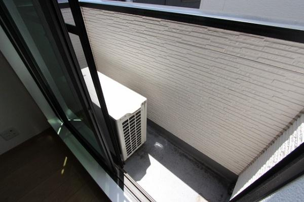 【バルコニー】