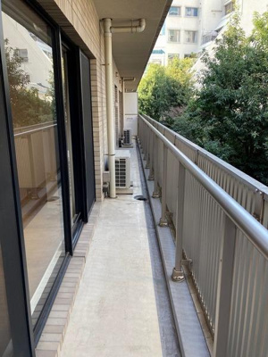 【バルコニー】 | 六本木グリーンテラス