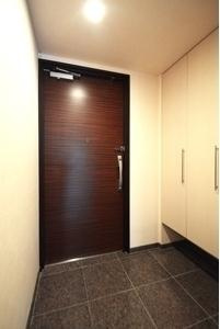 【玄関】 | プライムアーバン新宿夏目坂