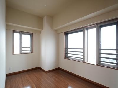 【洋室】 | プライムアーバン新宿夏目坂